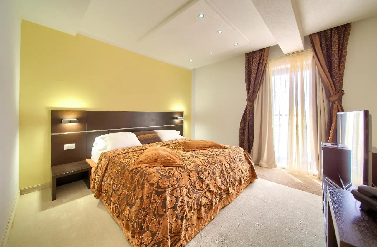 Hotel Marina Krk Town